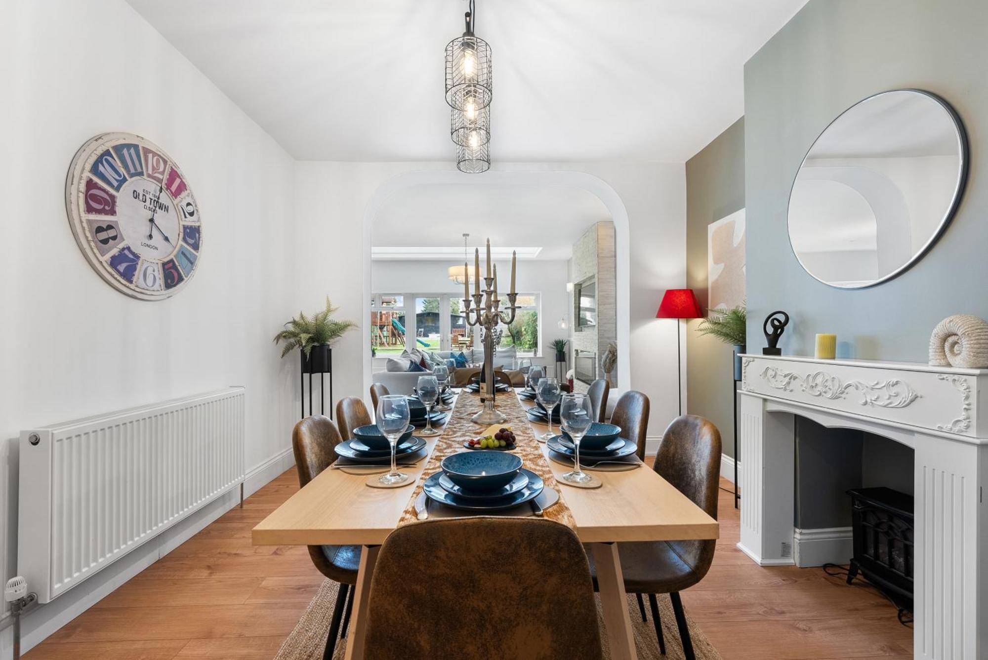 Long Term And Summer Special Offer! 5-Bedroom Spacious, Stunning Design, Sociable Areas & Cosy House Near South Downs Park, Sleeps 11 With Games Room, Private Parking And Garden- By Blue Puffin Stays Waterlooville Luaran gambar