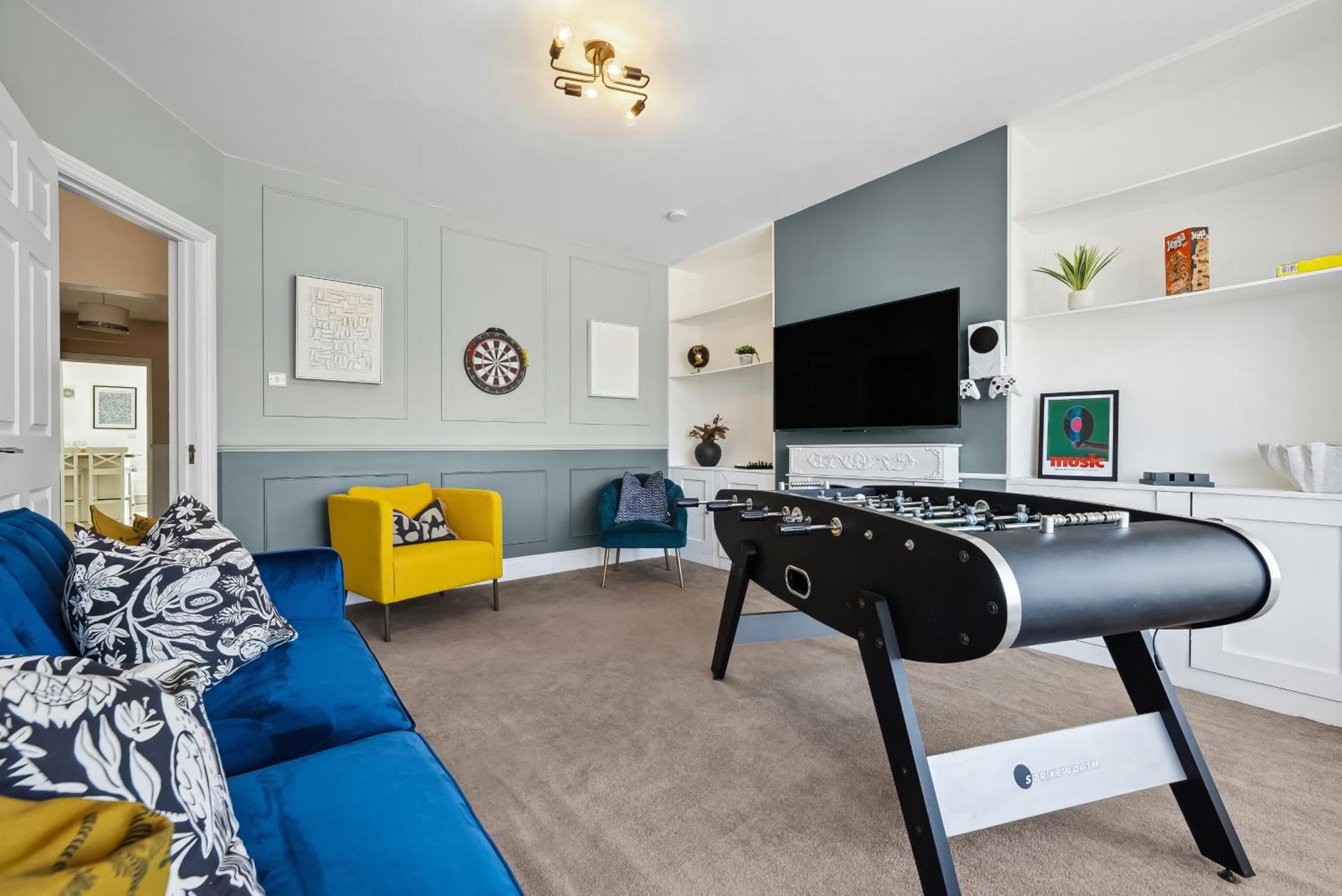 Long Term And Summer Special Offer! 5-Bedroom Spacious, Stunning Design, Sociable Areas & Cosy House Near South Downs Park, Sleeps 11 With Games Room, Private Parking And Garden- By Blue Puffin Stays Waterlooville Luaran gambar