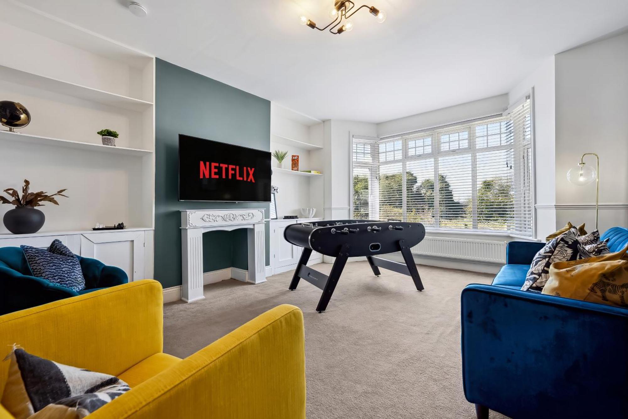 Long Term And Summer Special Offer! 5-Bedroom Spacious, Stunning Design, Sociable Areas & Cosy House Near South Downs Park, Sleeps 11 With Games Room, Private Parking And Garden- By Blue Puffin Stays Waterlooville Luaran gambar
